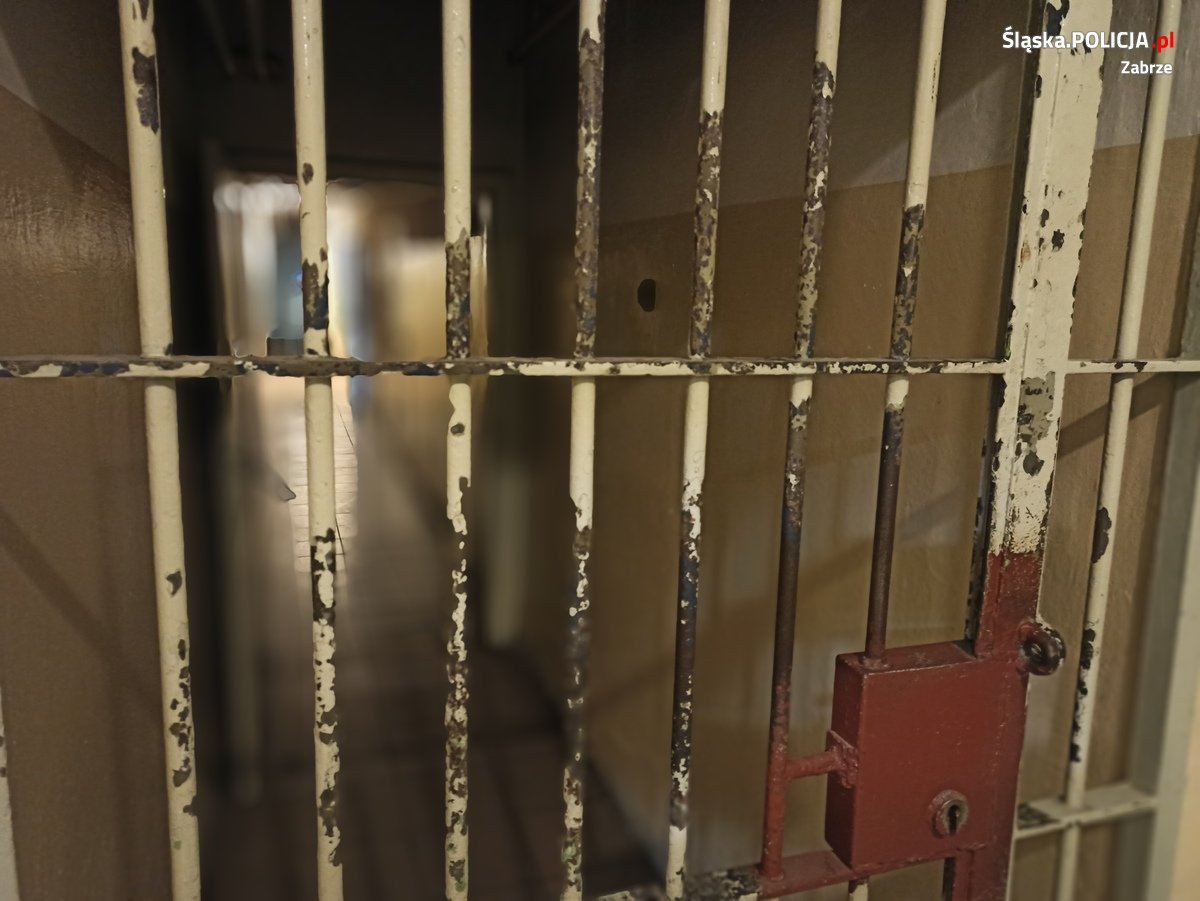 Poszukiwany listem gończym 26-latek sam zgłosił się do policjantów