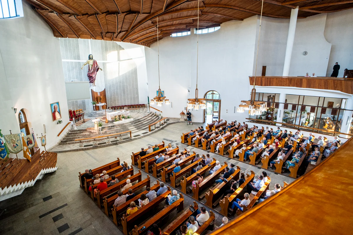 Wirtuozi muzyki organowej wystąpili w kościołach w Biskupicach i na Helence!