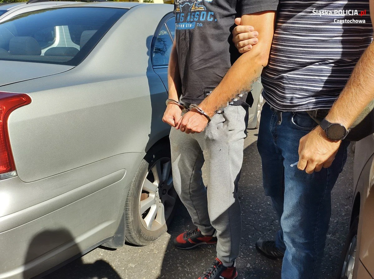 Kryminalni z Częstochowy przejęli blisko 11.5 kg marihuany