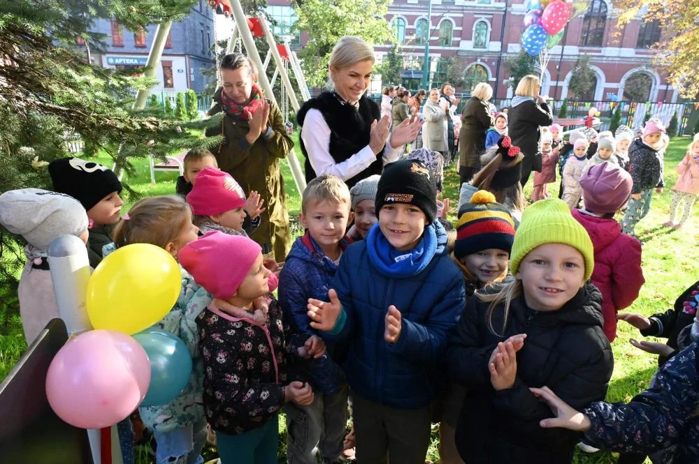 Przedszkolaki z Miejskiego Przedszkola nr 17 mają nowy plac zabaw!