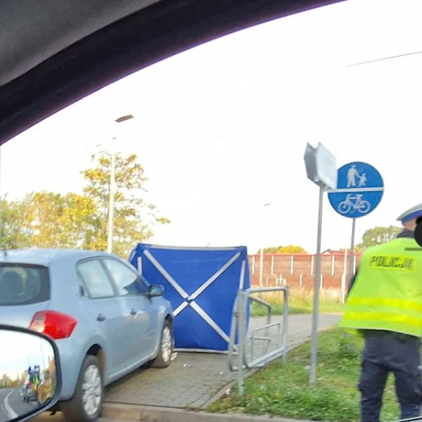 Tragedia w Rudzie Śląskiej. Kierowca zasłabł w trakcie jazdy, mimo reanimacji zmarł.