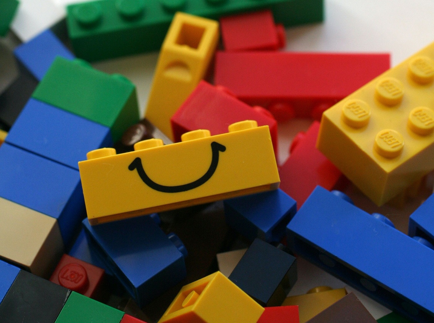 Pomysły na ciekawe i rozwijające zabawy dla 4-latków