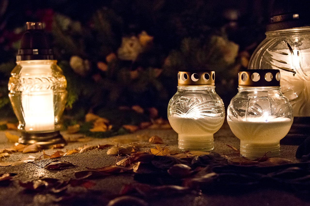 Uwaga! Tymczasowa zmiana organizacji ruchu na Dzień Wszystkich Świętych