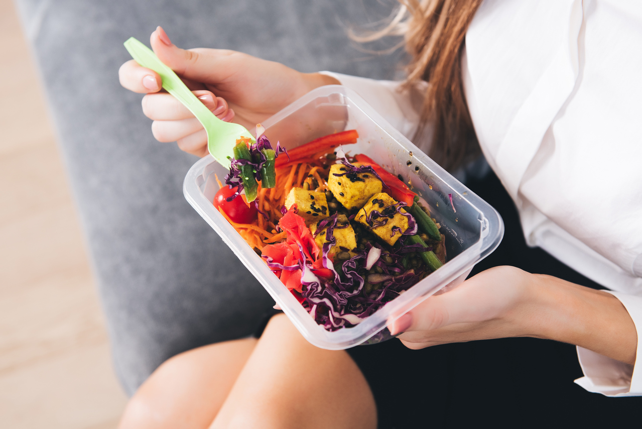 Gdzie zamówić catering dietetyczny? Sosnowiec ma do zaoferowania ciekawe opcje