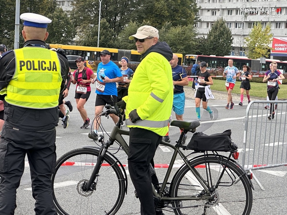 Śląscy policjanci zabezpieczali 15. Silesia Marathon 2023