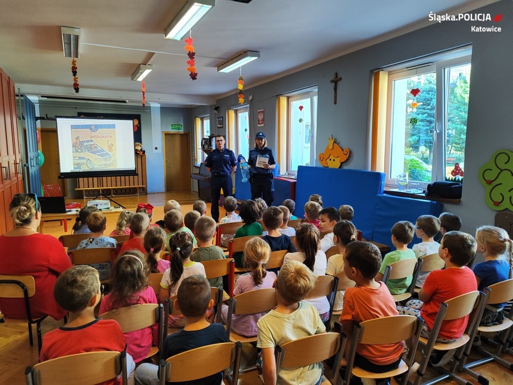 Katowiccy policjanci odwiedzili miejskie przedszkole!