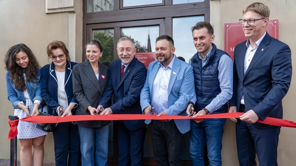 Katowice: Społeczne Ministerstwo ds. Samotności otwarte!