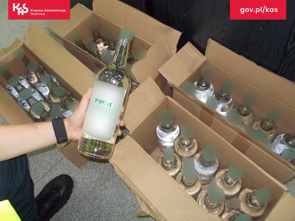Śląska KAS zatrzymała 68 litrów nielegalnego alkoholu!