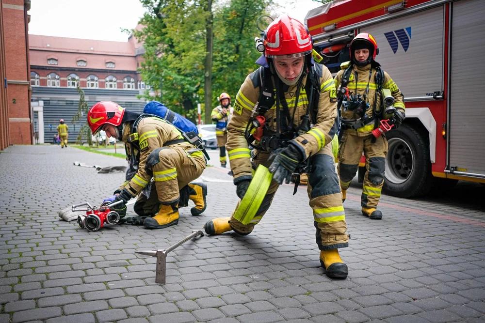 Uwaga, to tylko ćwiczenia! Próba ewakuacyjna w chorzowskim szpitalu
