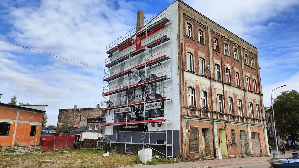 Kolejny mural w Świętochłowicach. Nowy projekt na placu Słowiańskim w Lipinach