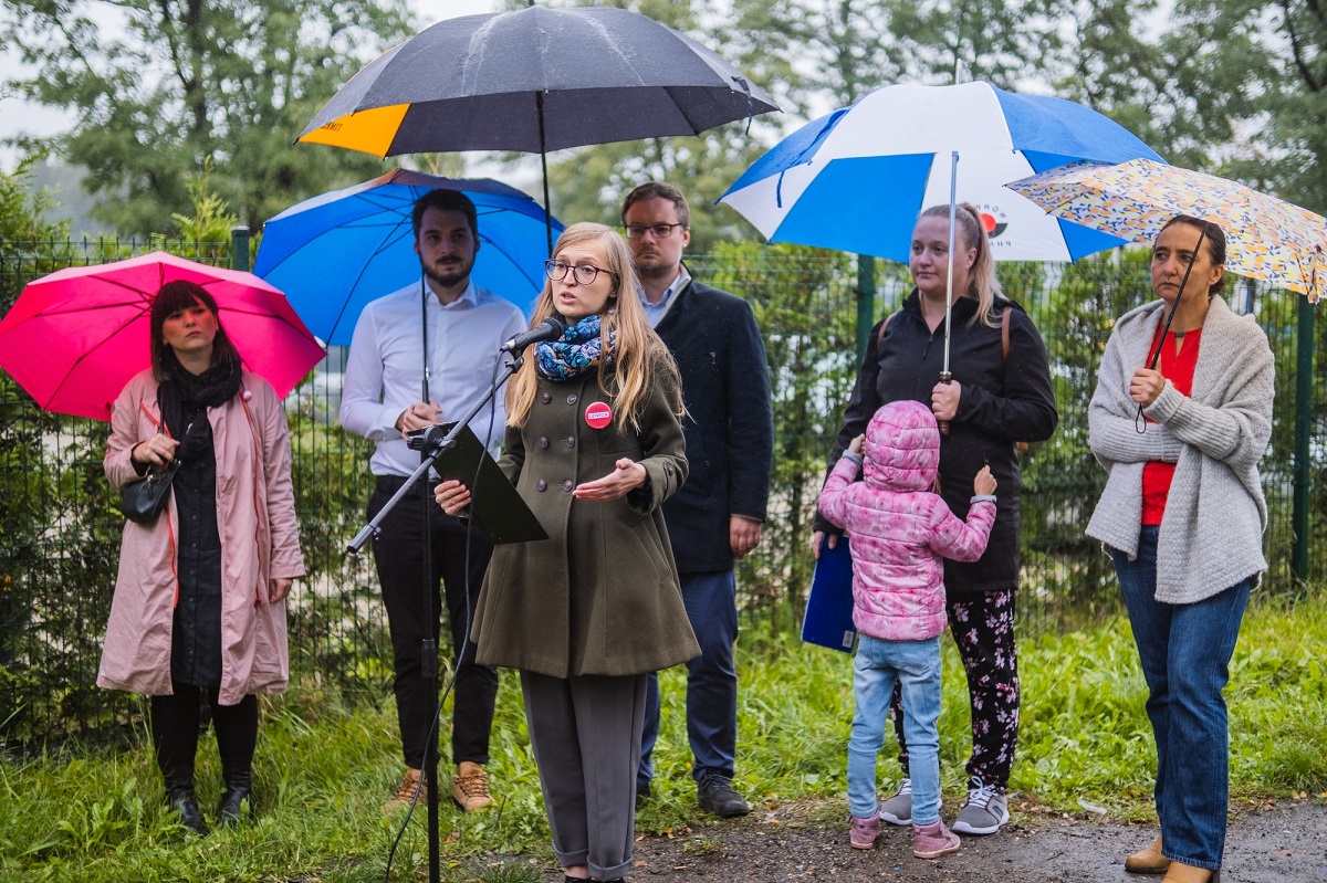 Problem odoru w Zabrzu. Konferencja prasowa Nowej Lewicy i stowarzyszenia Lepsze Zabrze