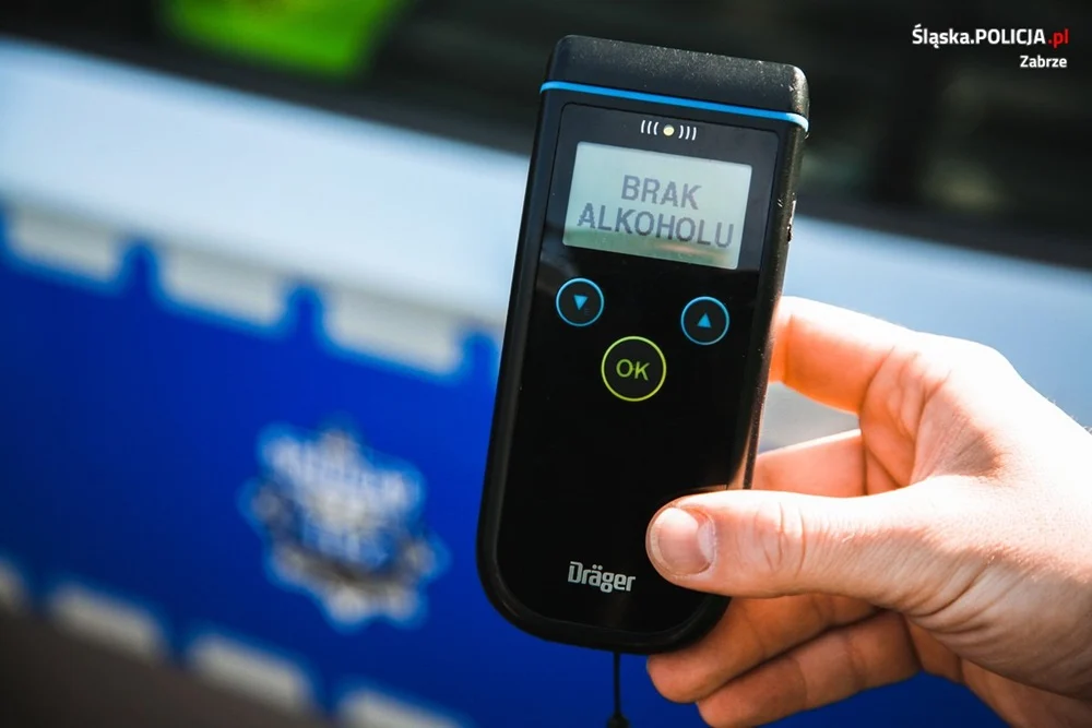 32-letni zabrzanin uderzył samochodem w kosz. Mężczyzna miał ponad 2 promile alkoholu!