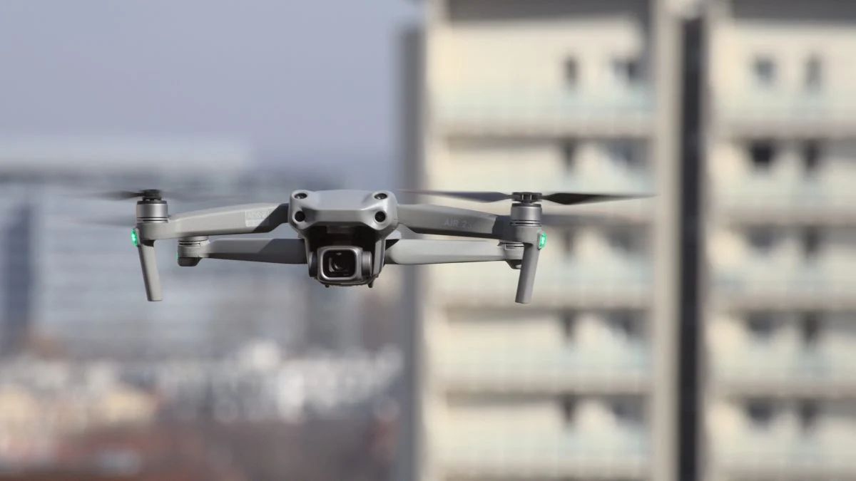 Dronowi eksperci w urzędach miast i gmin GZM. Rusza druga edycja Metropolitalnej Szkoły Dronowej