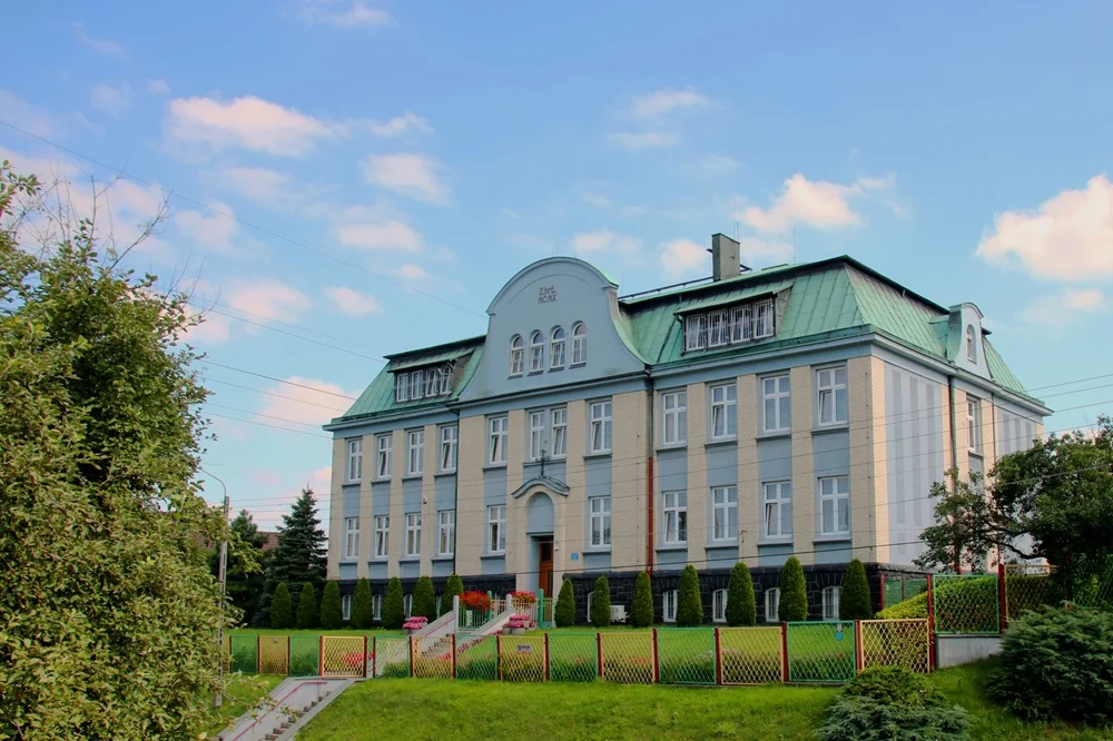 [AKTUALIZACJA] Nad Domem Pomocy Społecznej w Kochłowicach zawisły czarne chmury