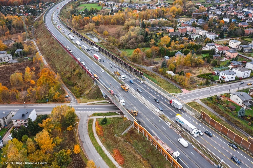 Koniec prac przy remoncie dylatacji na A4 w Kochłowicach na jezdni w kierunku Gliwic