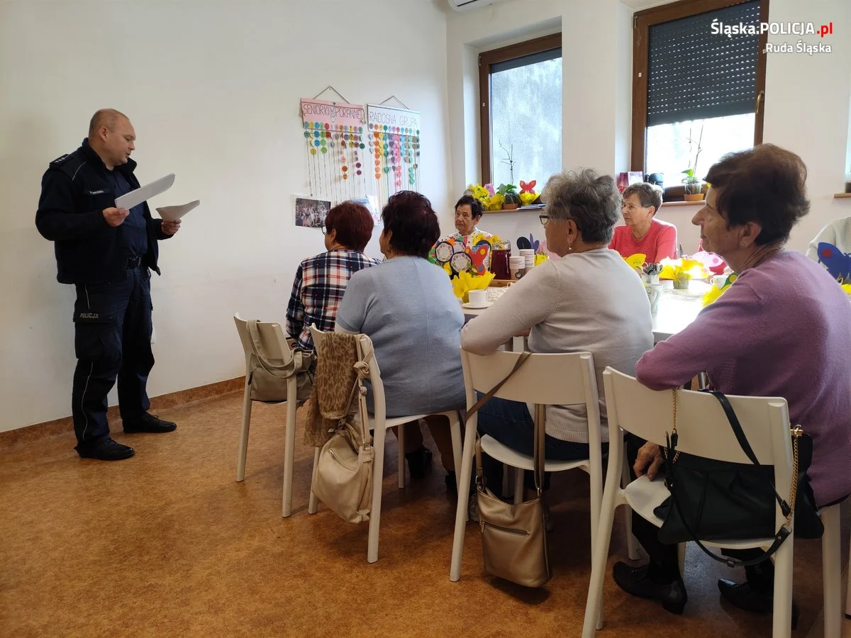 Seniorzy z Rudy Śląskiej debatowali o bezpieczeństwie