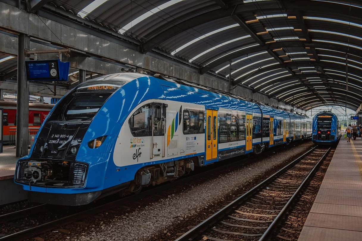 Koleje Śląskie mają specjalną ofertę dla rodzin!