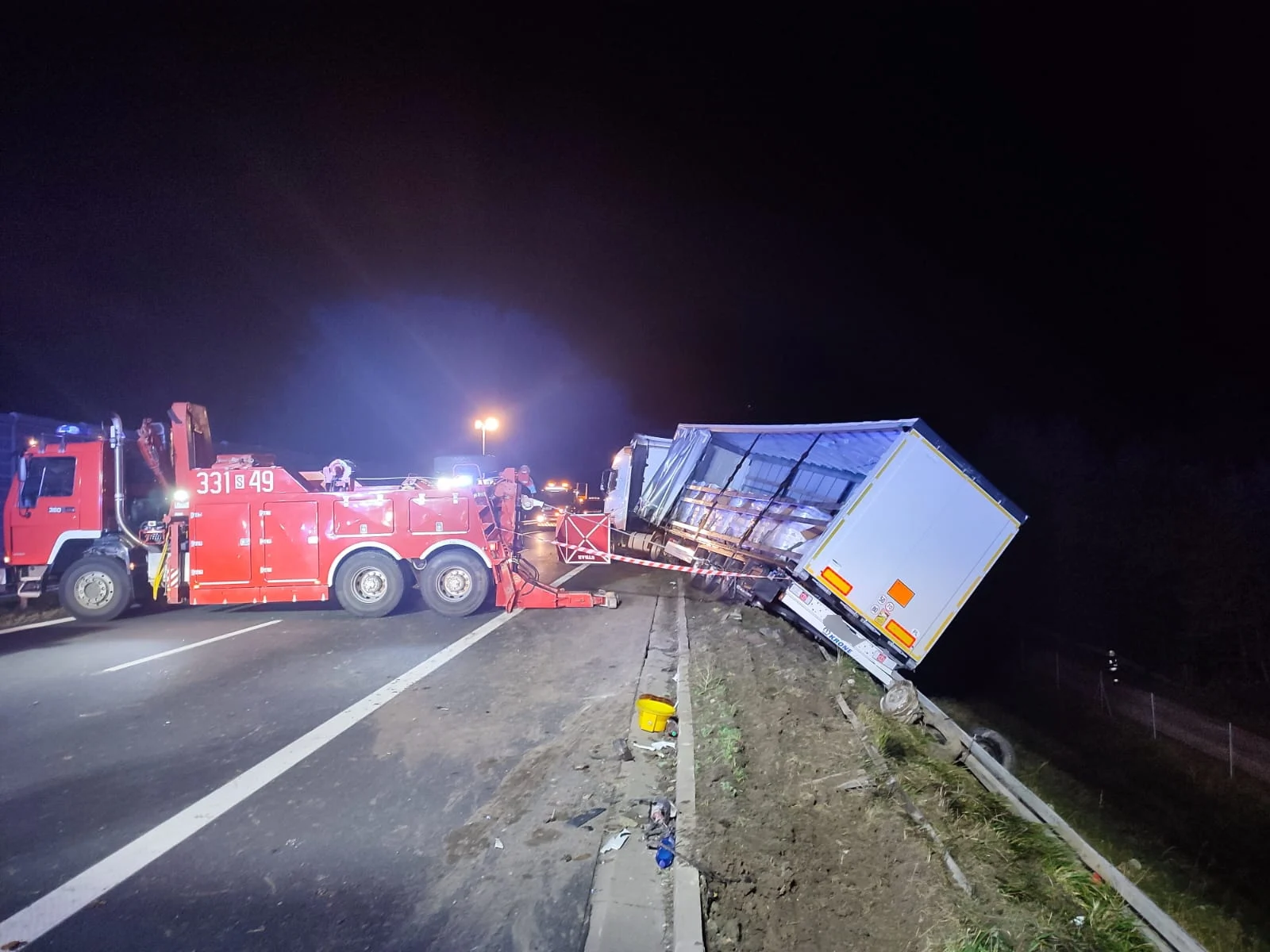 Tragedia na drodze S52 koło Cieszyna. W wypadku zginął mężczyzna!