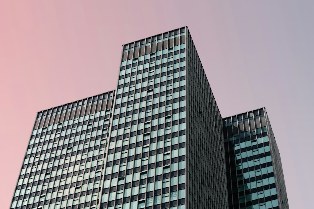 Strategiczne zarządzanie budynkiem: wszystko, co musisz wiedzieć o BMS