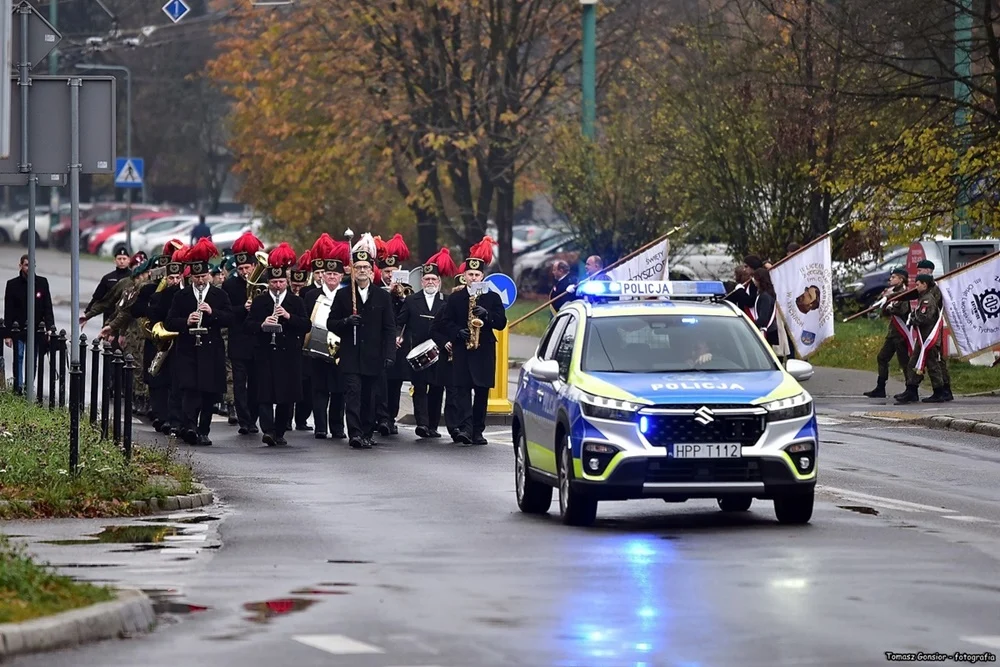 Obchody Dnia Niepodległości pod okiem mundurowych w Tychach