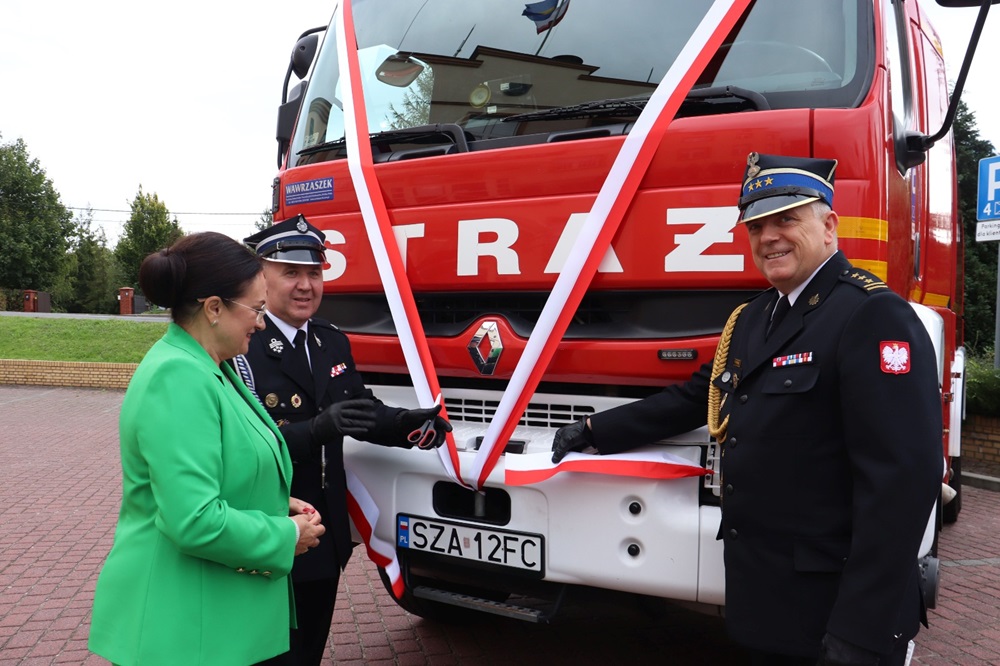 Przekazanie pojazdu GCBA 8/40 dla OSP Zawiść