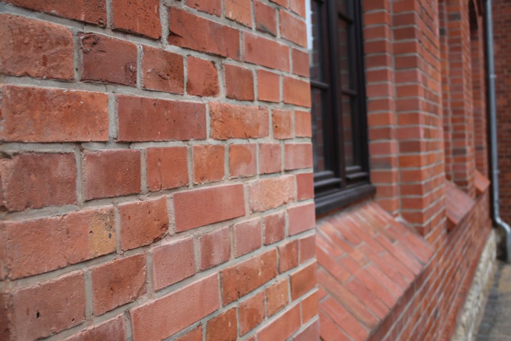 Piekary Śląskie: Przebudowa Młodzieżowego Dom Kultury na finiszu