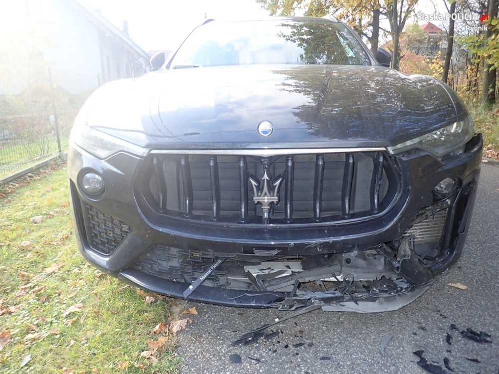 Rybnik: Nietrzeźwy i bez uprawnień zderzył się z maserati