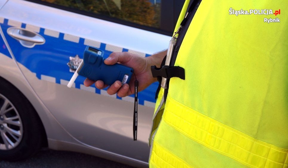 Nieuprawniony kierowca został złapany na ul. Barbary. 29-latek z Rybnika był pijany!