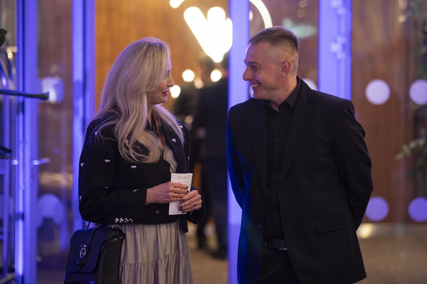 Cykl obrazów bytomskiego artysty na Lotnisku im. Fryderyka Chopina w Warszawie