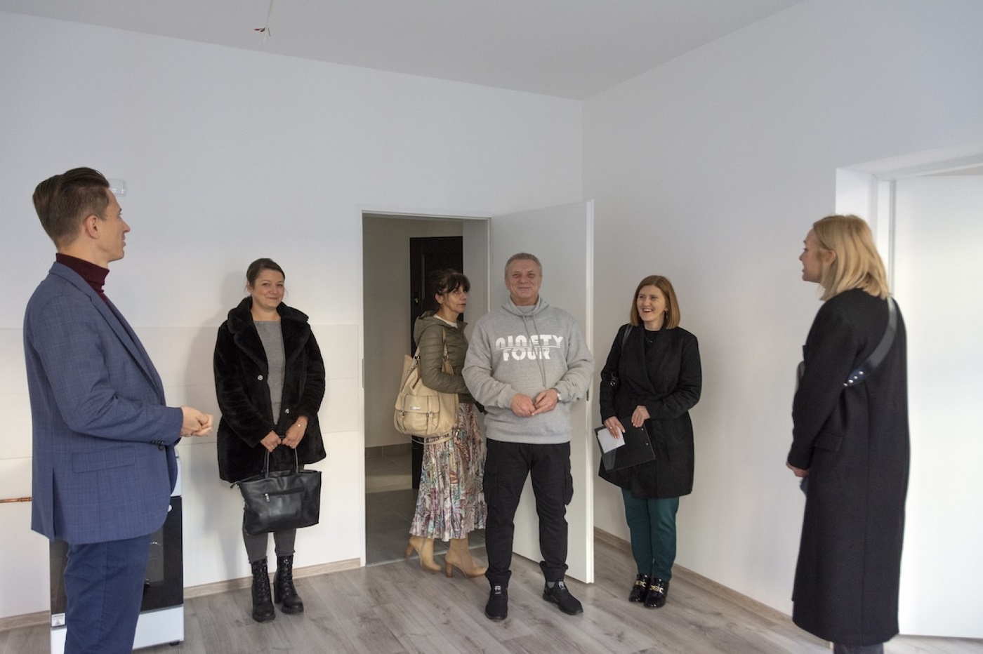 Nowi lokatorzy z ul. Piłsudskiego 36 odebrali klucze do mieszkań