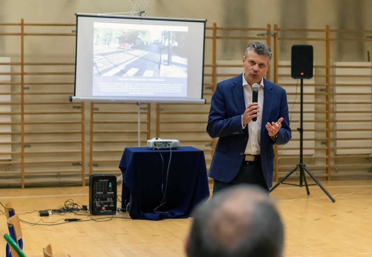 Prezydent Bytomia spotkał się z mieszkańcami Stroszka 1