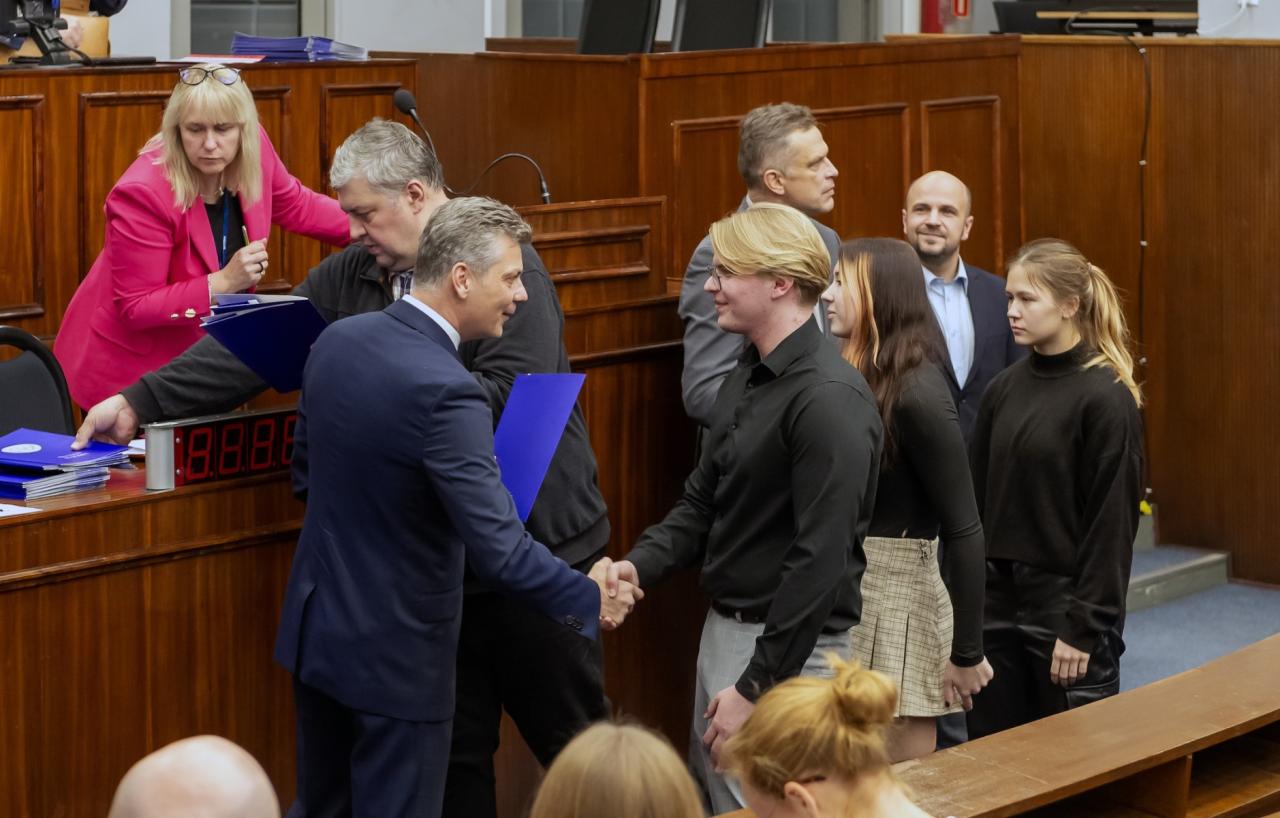 Prezydent wręczył stypendia najlepszym bytomskim sportowcom 17