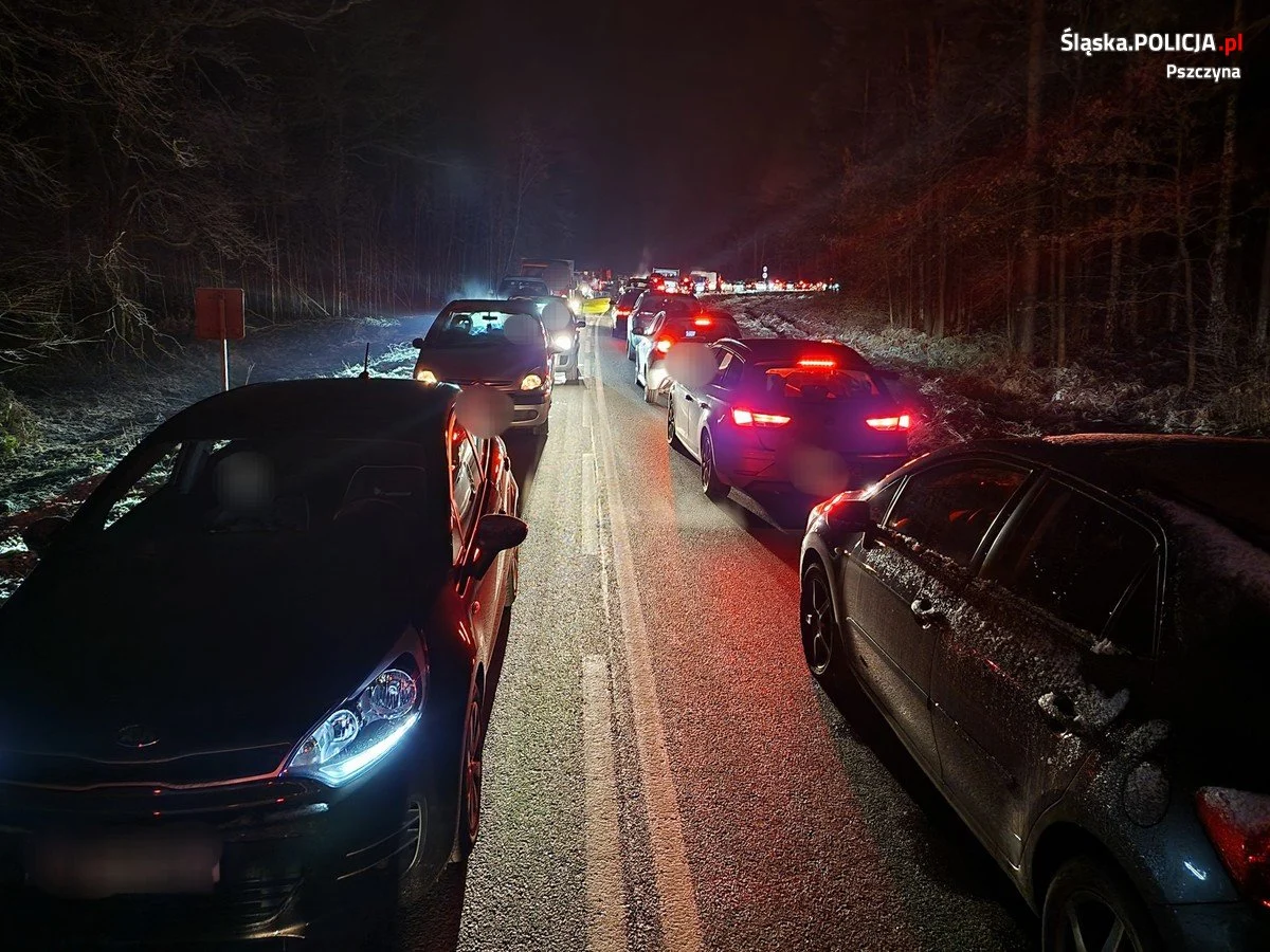 Czerwone światło to sygnał do zatrzymania