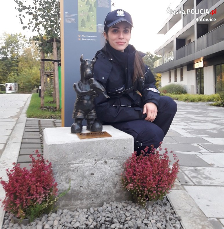 Katowicka policjantka wzięła udział w odsłonięciu Beboka Francika