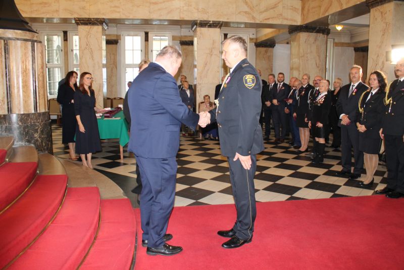 Katowiccy strażnicy miejscy uhonorowani przez Prezydenta RP!