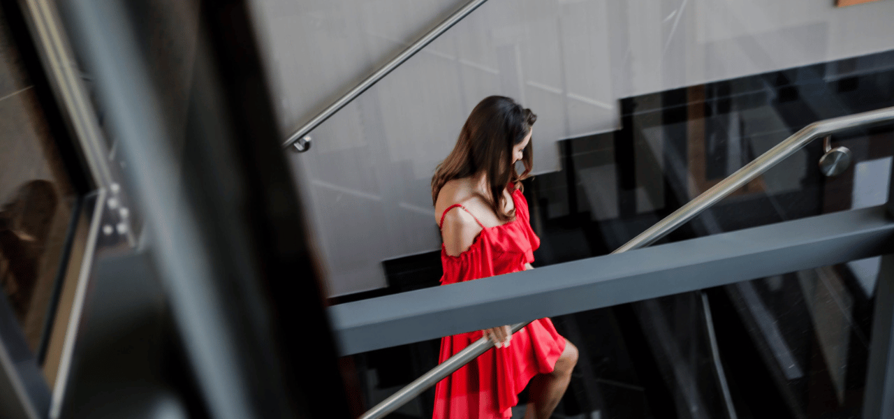 Jak detektyw wykrywa zdradę?