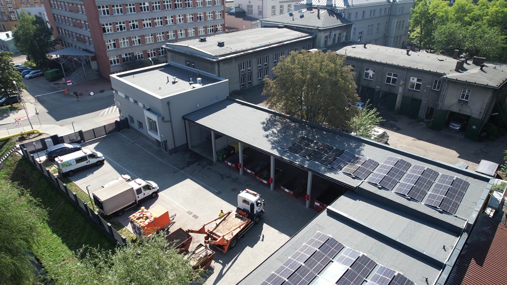 Nowy bebok wita mieszkańców Katowic przy przebudowanym punkcie MPGK