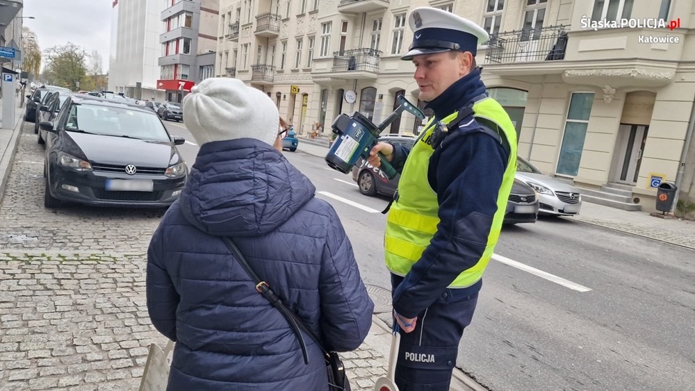 Działania katowickich policjantów w strefie "Tempo 30"
