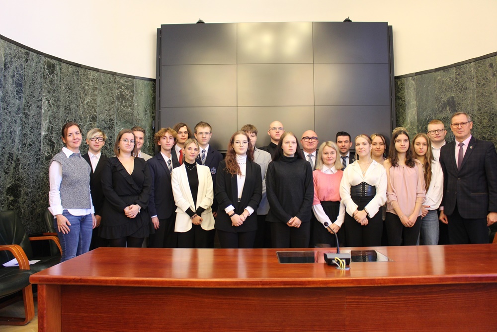 Powstała nowa Młodzieżowa Rada Miasta Chorzów. Władze miasta brały udział w zaprzysiężeniu