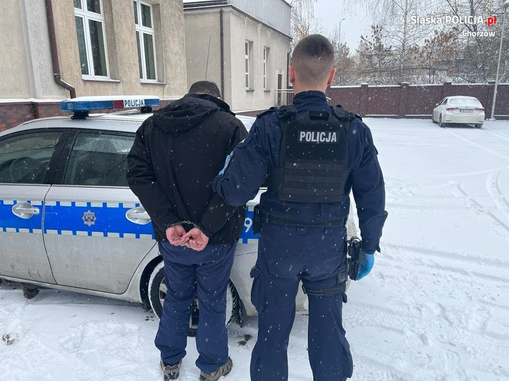 Złodziej katalizatorów w rękach chorzowskich mundurowych. Grozi mu 5 lat więzienia!