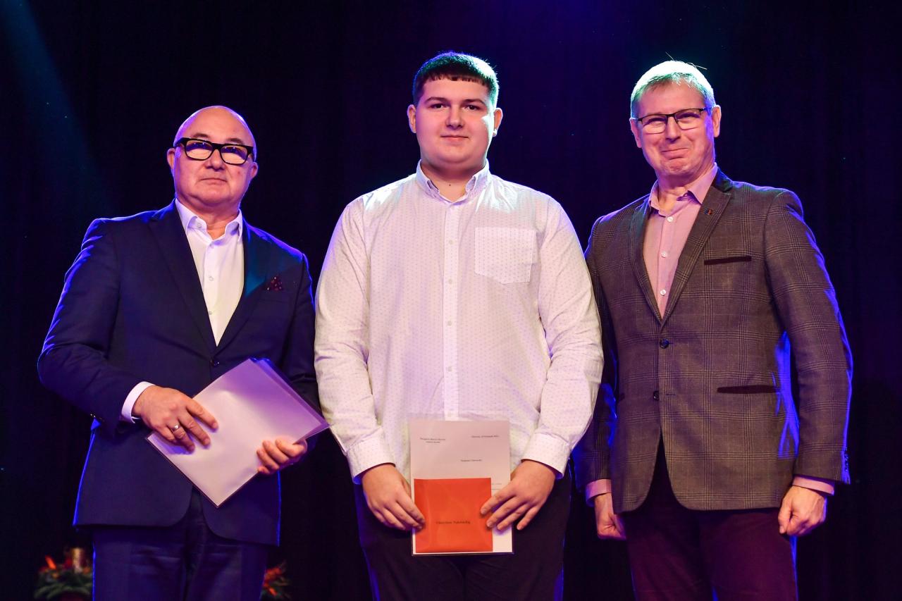 150 młodych sportowców nagrodzonych 11