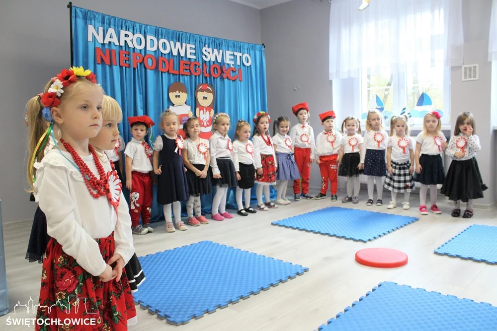 Przedszkole Miejskie nr 4 obchodziło Święto Niepodległości. Zobacz zdjęcia!