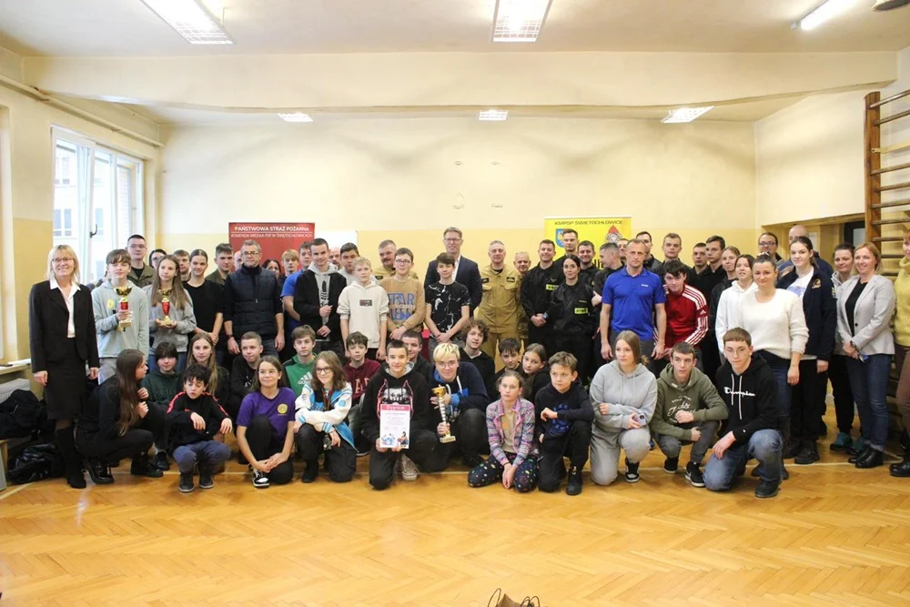 Turniej Pierwszej Pomocy w Świętochłowicach. Uczestnicy zmagali się z teorią i praktyką