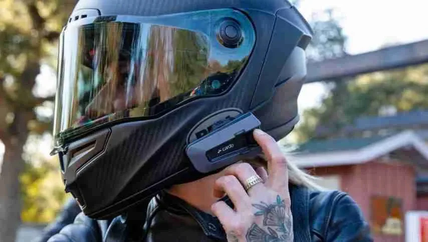 Technologia DMC dla bezpieczeństwa komunikacji motocyklistów?