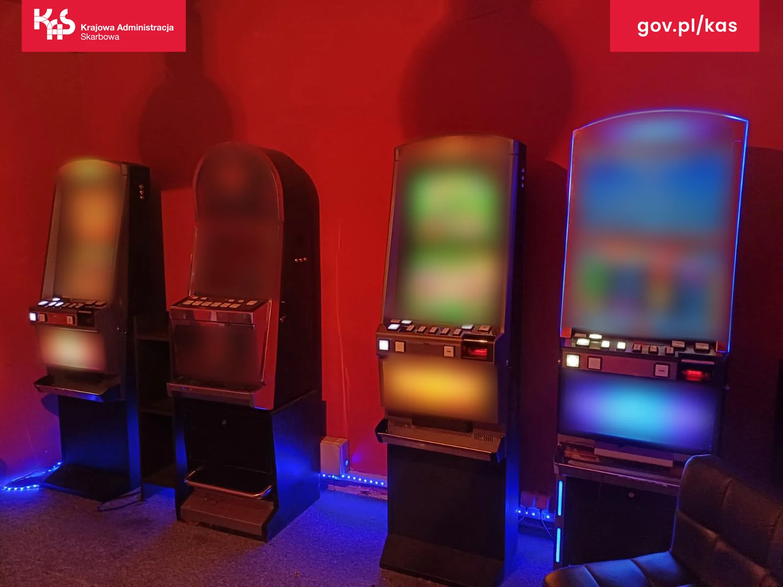 Nielegalne automaty do gier hazardowych w Częstochowie. W budynku była rzekomo "piekarnia"!