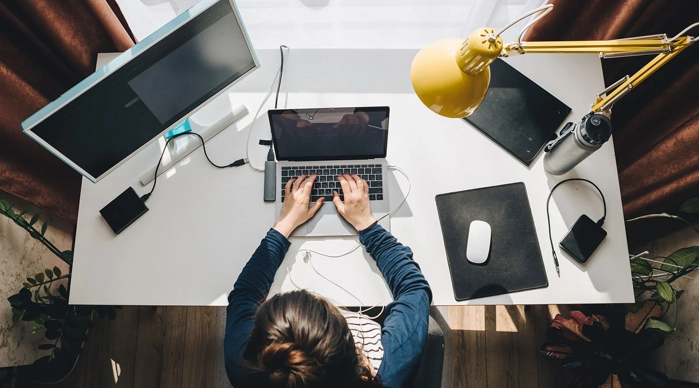 Front-end developer – jak nim zostać i jakie umiejętności są niezbędne?