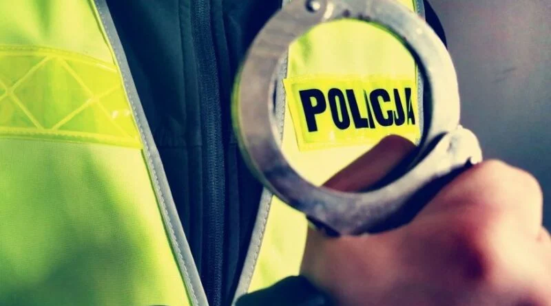 Poszukiwanego listami gończymi policja powitała na dworcu kolejowym!