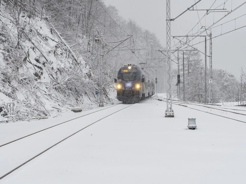 Kolejami Śląskimi w Tatry. Sprawdź dostępne trasy!