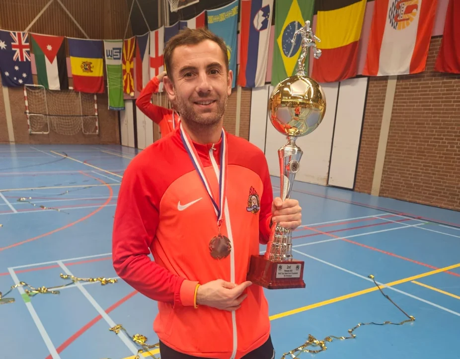 Gliwicki strażak wicemistrzem świata w Halowej Piłce Nożnej!