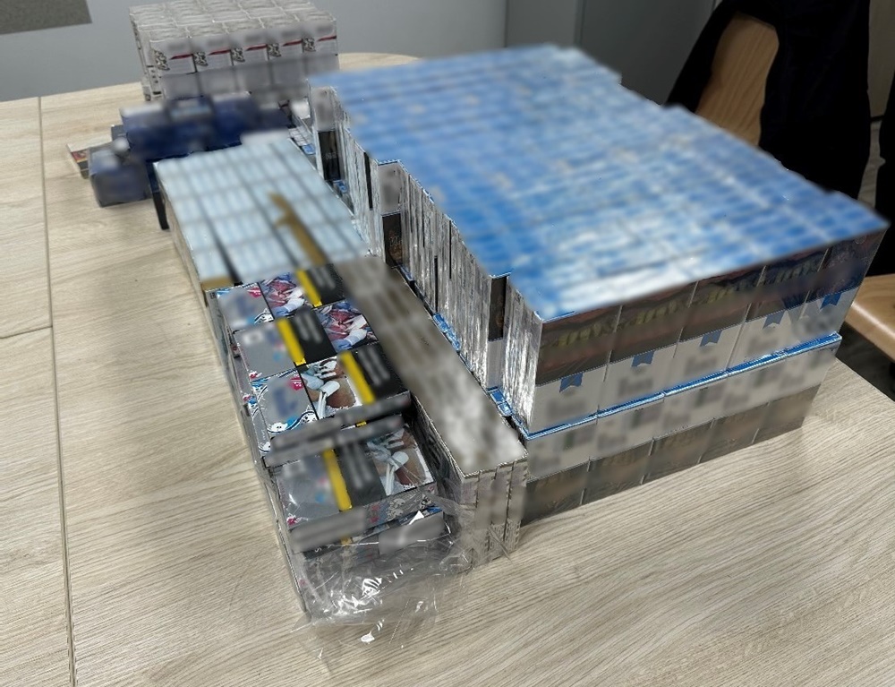 Ponad 1600 paczek nielegalnych papierosów w Sosnowcu. 55-latek usłyszał już zarzut!